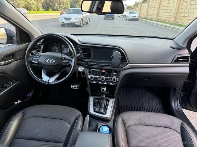Hyundai Elantra 2019, 144,000 km - 2.0 л - Bakı