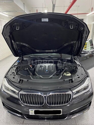 BMW 730 2015, 247,839 km - 3.0 l - Bakı