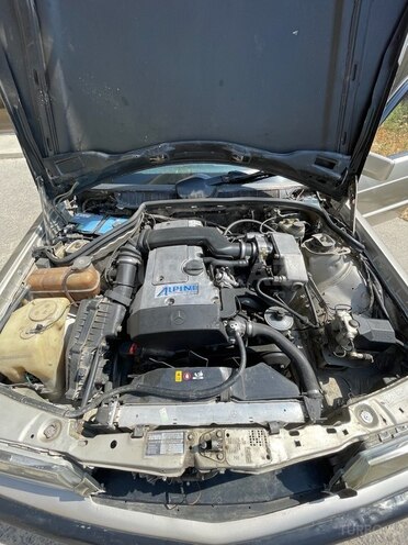 Mercedes 190 1990, 253,000 km - 2.2 l - Bakı