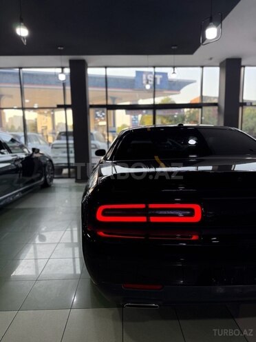 Dodge Challenger 2023, 21,200 km - 3.6 л - Bakı