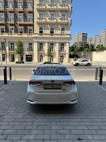 Toyota Corolla 2023, 60,000 km - 1.8 l - Bakı