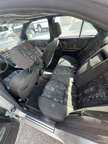 Mercedes E 230 1997, 371,738 km - 2.3 л - Xırdalan
