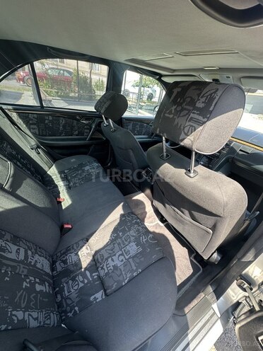 Mercedes E 230 1997, 371,738 km - 2.3 л - Xırdalan