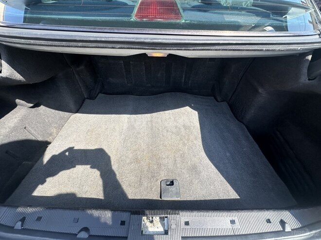 Mercedes E 230 1997, 371,738 km - 2.3 л - Xırdalan