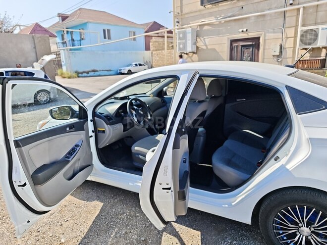Hyundai Accent 2016, 78,000 km - 1.6 l - Bakı