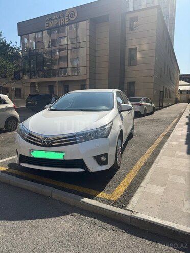 Toyota Corolla 2015, 131,000 km - 1.6 l - Bakı