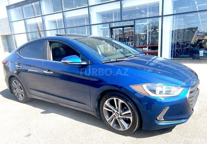 Hyundai Elantra-3