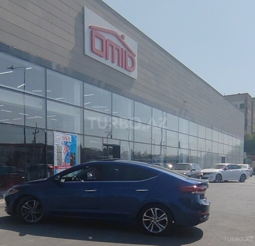 Hyundai Elantra-5