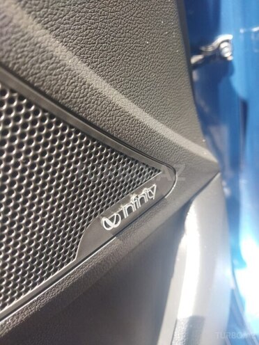 Hyundai Elantra-12