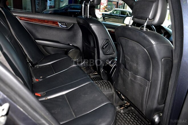 Mercedes C 300 4MATIC 2009, 307,864 km - 3.0 l - Ağstafa