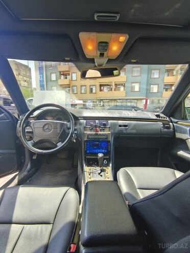 Mercedes E 240 1998, 450,000 km - 2.4 l - Bakı