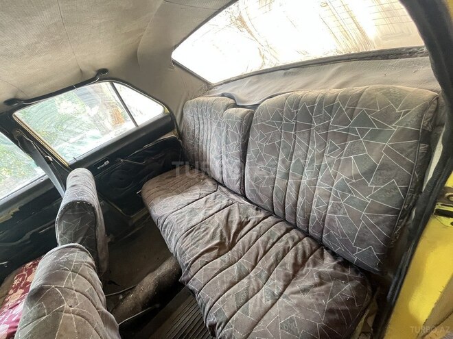 GAZ 24 1986, 395,000 km - 2.5 л - Lerik