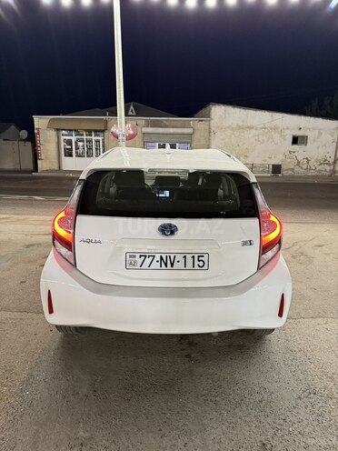 Toyota Aqua 2017, 140,000 km - 1.5 l - Bakı