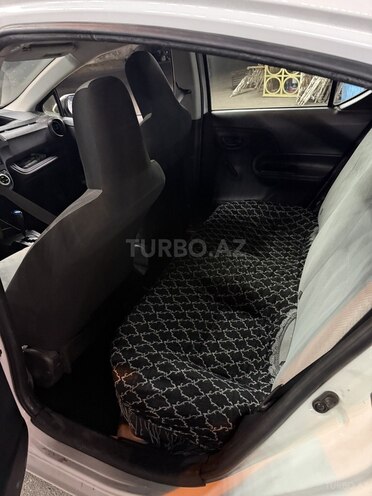 Toyota Aqua 2017, 140,000 km - 1.5 l - Bakı