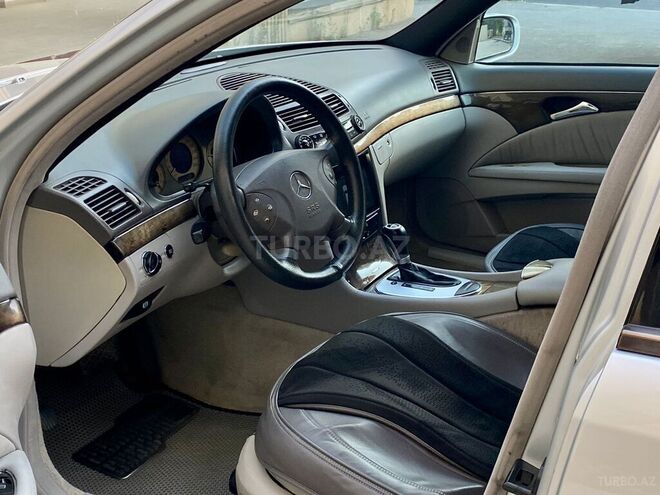 Mercedes E 270 2002, 285,000 km - 2.7 l - Bakı