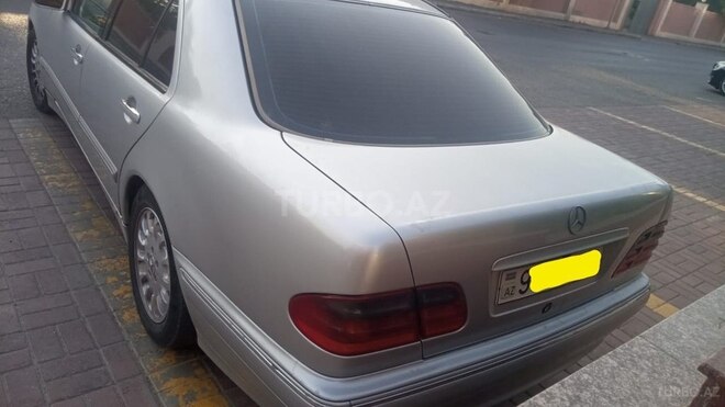 Mercedes E 220 d 2000, 478,254 km - 2.2 l - Bakı