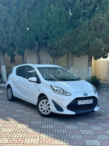 Toyota Aqua 2019, 140,000 km - 1.5 л - Bakı
