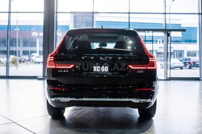 Volvo XC60 2023, 50,000 km - 2.0 л - Bakı