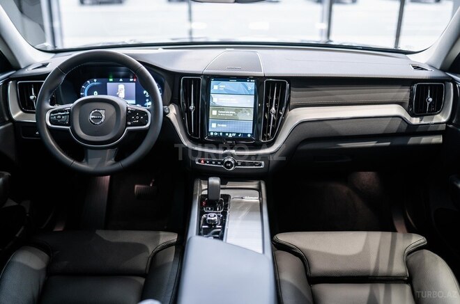Volvo XC60 2023, 50,000 km - 2.0 л - Bakı