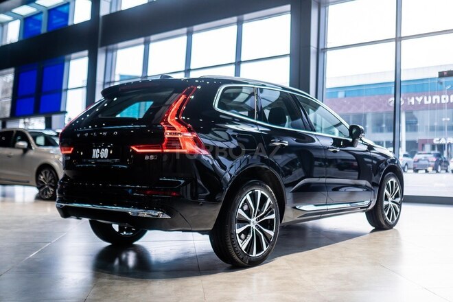 Volvo XC60 2023, 50,000 km - 2.0 л - Bakı