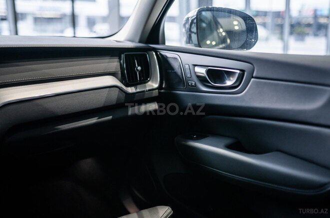 Volvo XC60 2023, 50,000 km - 2.0 л - Bakı