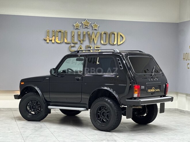 LADA (VAZ) Niva Bronto-8