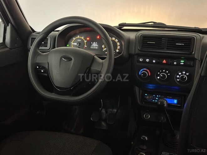 LADA (VAZ) Niva Bronto-10