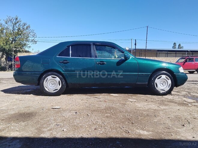 Mercedes C 200 1996, 377,000 km - 2.0 l - Tovuz
