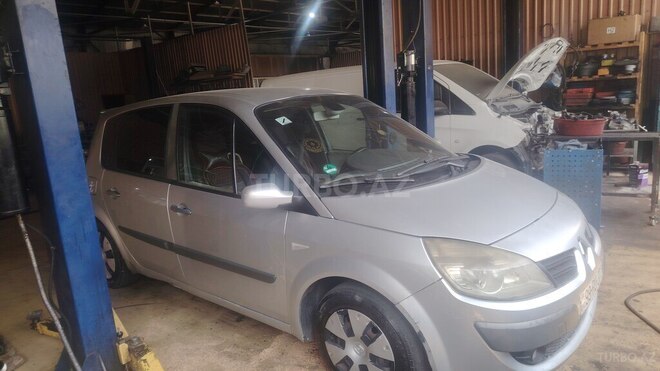 Renault Megane Scenic 2006, 374,000 km - 0.2 л - Xırdalan