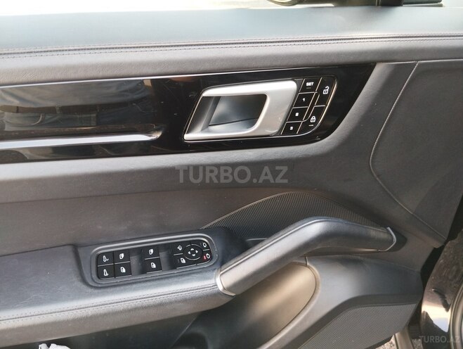 Porsche Cayenne 2018, 143,000 km - 3.0 l - Bakı