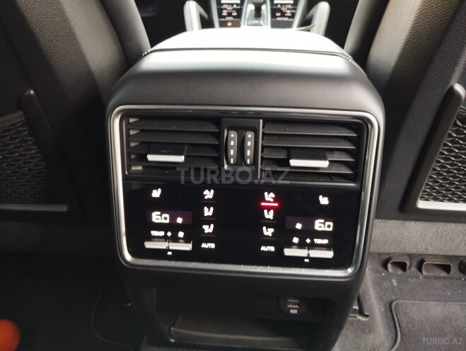 Porsche Cayenne 2018, 143,000 km - 3.0 l - Bakı