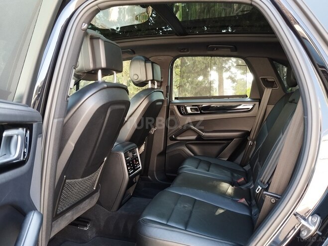 Porsche Cayenne 2018, 143,000 km - 3.0 l - Bakı