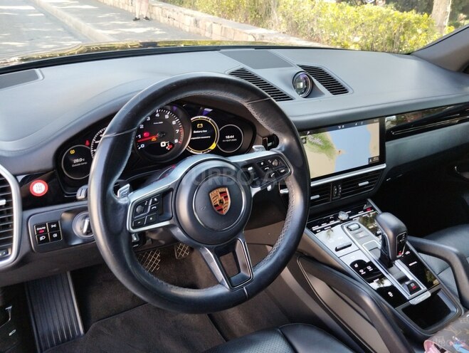 Porsche Cayenne 2018, 143,000 km - 3.0 l - Bakı