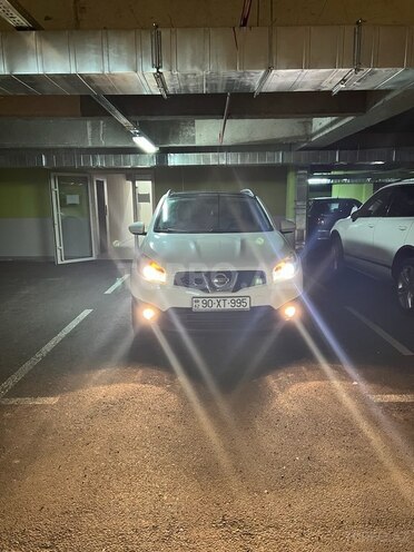 Nissan Qashqai 2010, 212,000 km - 2.0 л - Bakı
