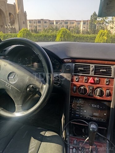 Mercedes C 220 d 1999, 26,588 km - 2.2 l - Bakı