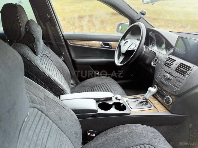 Mercedes C 250 4MATIC 2011, 318,000 km - 2.5 l - Bakı