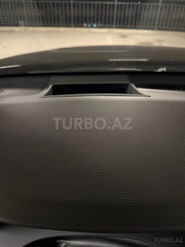 Toyota Camry 2025, 5,300 km - 2.0 l - Bakı
