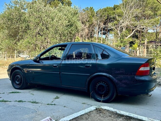 Opel Vectra 1996, 245,110 km - 1.8 l - Sumqayıt