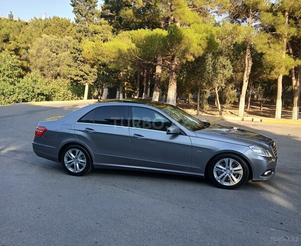 Mercedes E 220 2009, 247,000 km - 2.2 л - Sumqayıt