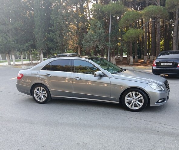 Mercedes E 220 2009, 247,000 km - 2.2 л - Sumqayıt