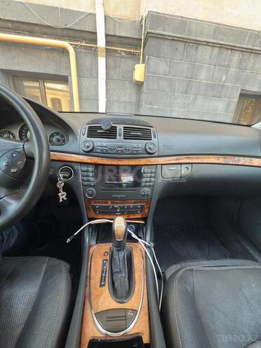 Mercedes E 270 2003, 354,000 km - 2.7 l - Bakı