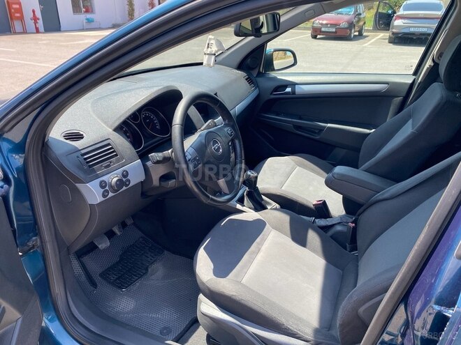 Opel Astra 2006, 329,000 km - 1.4 l - Bakı