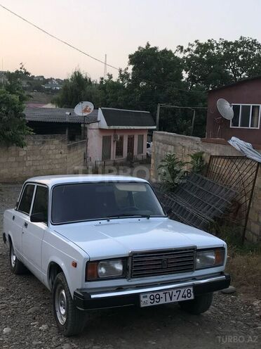 LADA (VAZ) 2107 2002, 360,000 km - 1.6 л - Quba