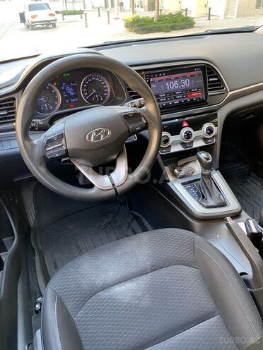Hyundai Elantra 2019, 308,015 km - 1.6 l - Bakı