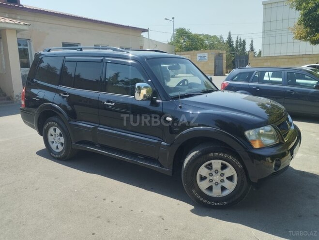 Mitsubishi Pajero 2006, 372,179 km - 3.0 l - Siyəzən