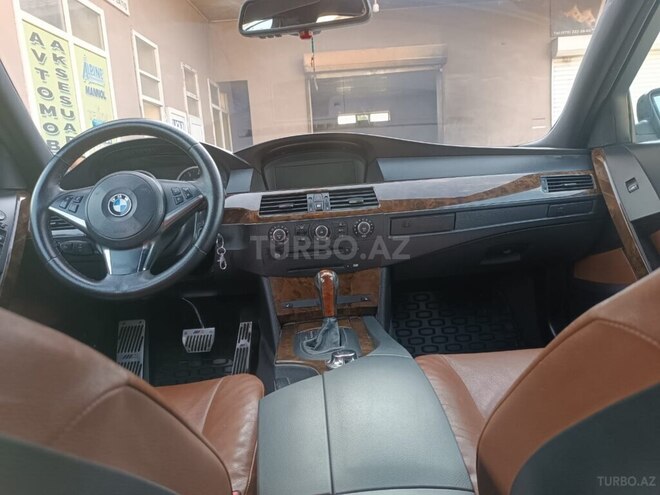 BMW 530-13