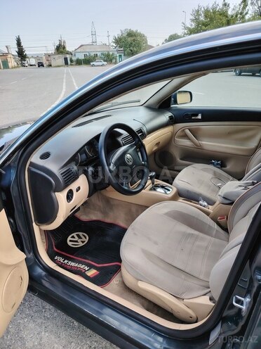 Volkswagen Passat 2001, 302,000 km - 2.0 l - Sumqayıt