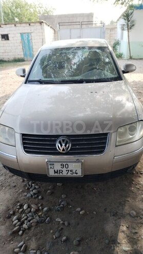 Volkswagen Passat 2004, 357,000 km - 1.8 l - Sabirabad
