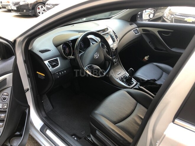 Hyundai Avante 2015, 116,000 km - 1.6 l - Bakı