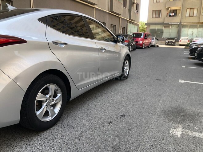 Hyundai Avante 2015, 116,000 km - 1.6 l - Bakı